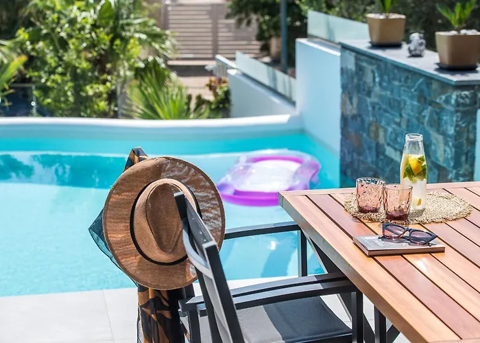 Aida Luxury Villas